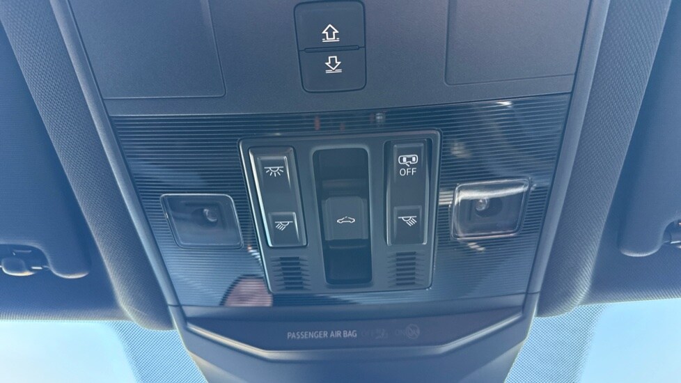 Used Volkswagen T-Roc 2025 for sale - 76888720: Photo 52