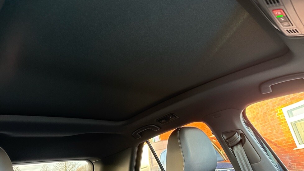 Used Volkswagen T-Roc 2025 for sale - 76888720: Photo 55