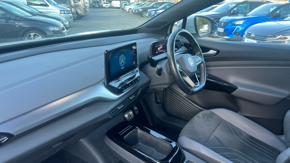 Used Volkswagen ID.4 2022 for sale - 76007719: Photo 2