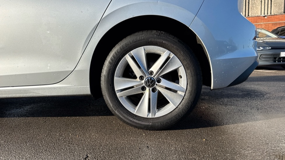 Used Volkswagen Golf 2023 for sale - 76872778: Photo 19