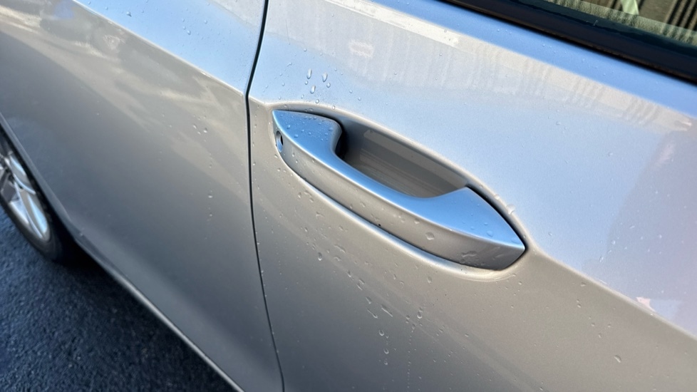 Used Volkswagen Golf 2023 for sale - 76872778: Photo 24