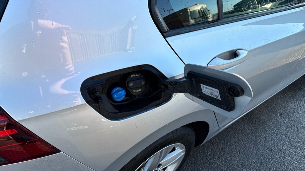 Used Volkswagen Golf 2023 for sale - 76872778: Photo 25