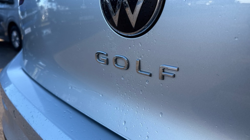 Used Volkswagen Golf 2023 for sale - 76872778: Photo 26