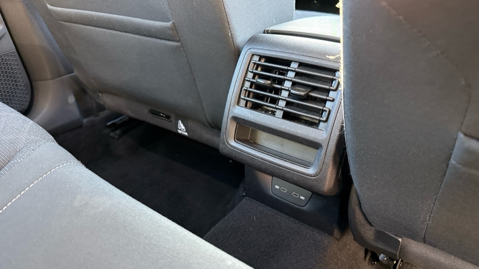 Used Volkswagen Golf 2023 for sale - 76872778: Photo 28