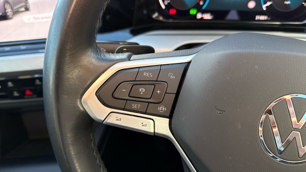 Used Volkswagen Golf 2023 for sale - 76872778: Photo 34