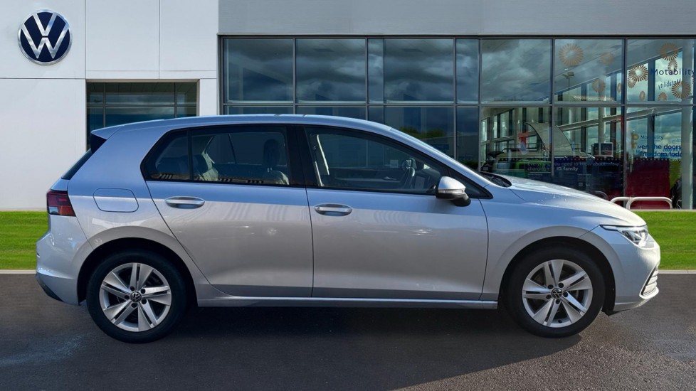 Used Volkswagen Golf 2023 for sale - 76872778: Photo 4