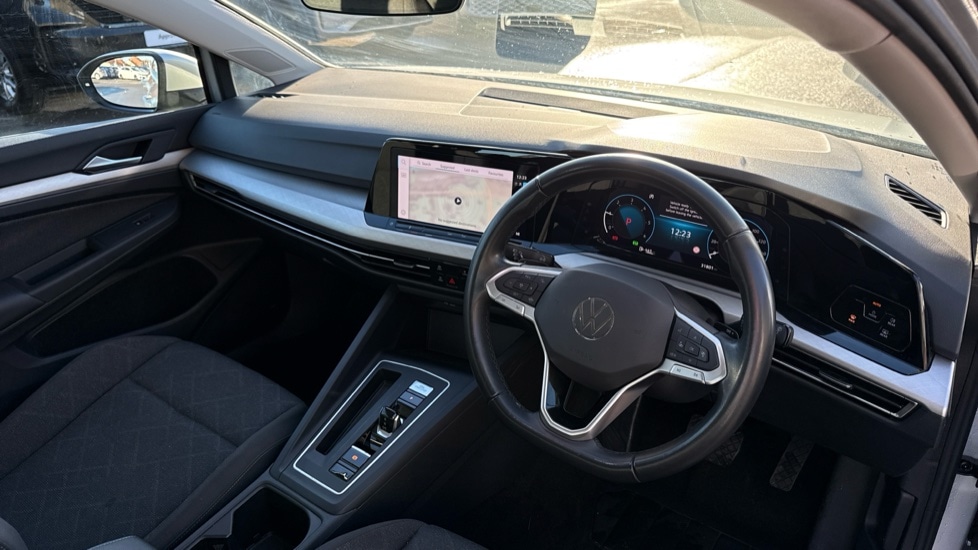 Used Volkswagen Golf 2023 for sale - 76872778: Photo 6