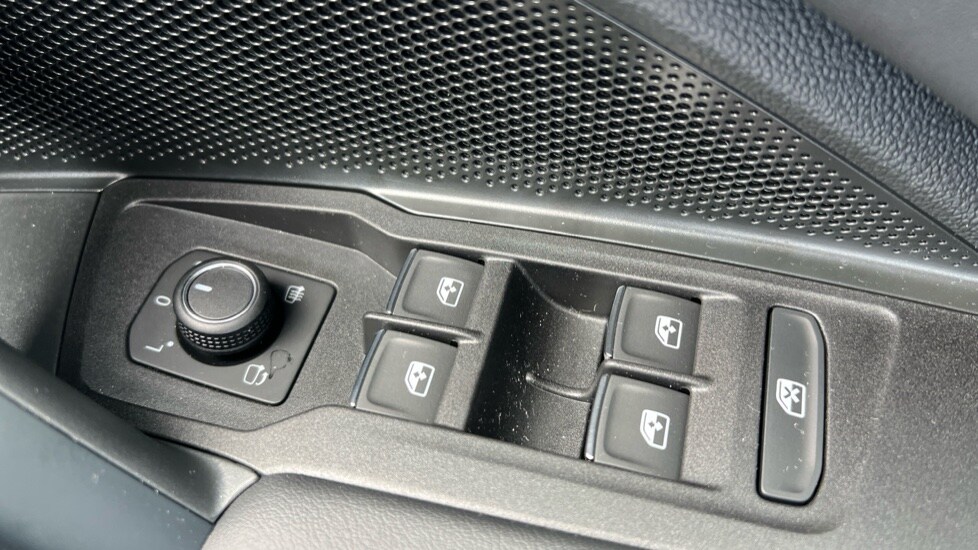 Used Volkswagen Tiguan 2025 for sale - 76869005: Photo 35