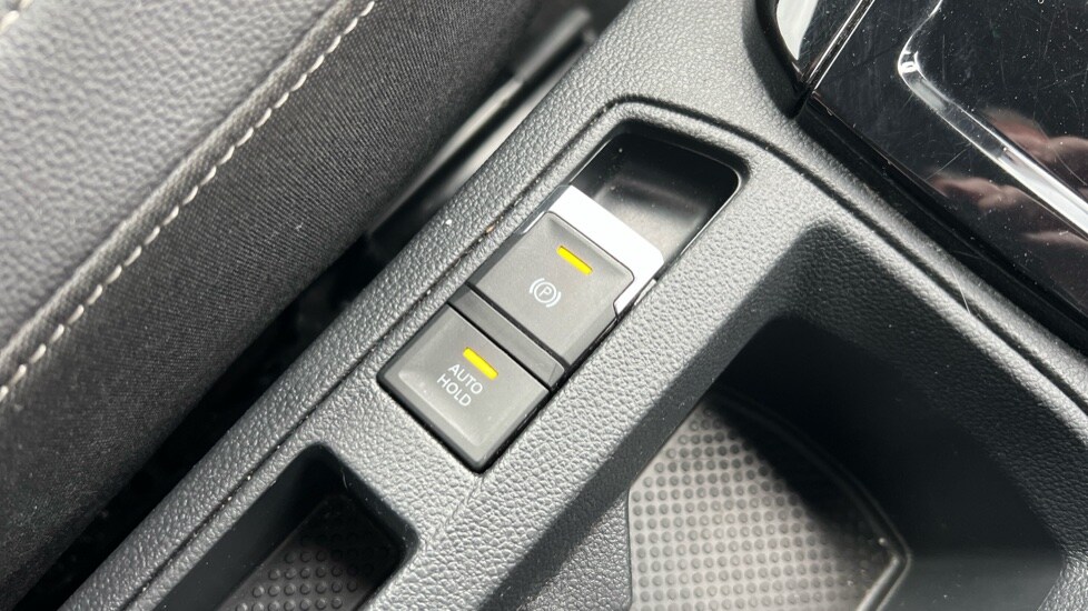 Used Volkswagen T-Roc 2022 for sale - 76007722: Photo 33