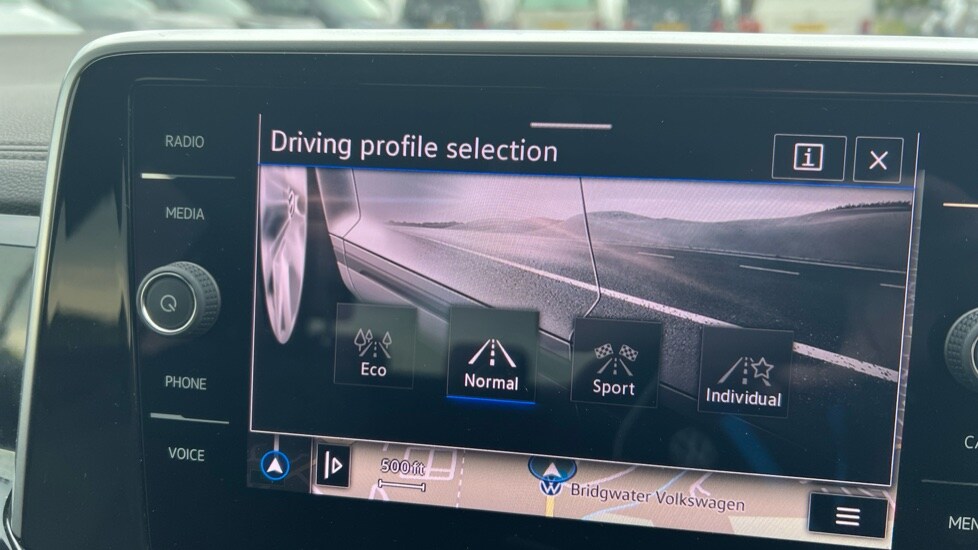 Used Volkswagen T-Roc 2022 for sale - 76007722: Photo 35