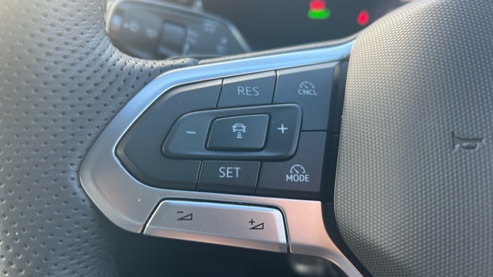 Used Volkswagen Tiguan 2025 for sale - 76372913: Photo 31