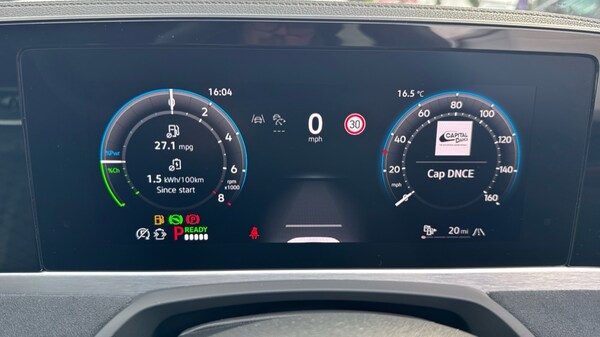 Used Volkswagen Passat 2025 for sale - 75684603: Photo 14