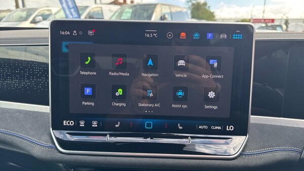 Used Volkswagen Passat 2025 for sale - 75684603: Photo 24