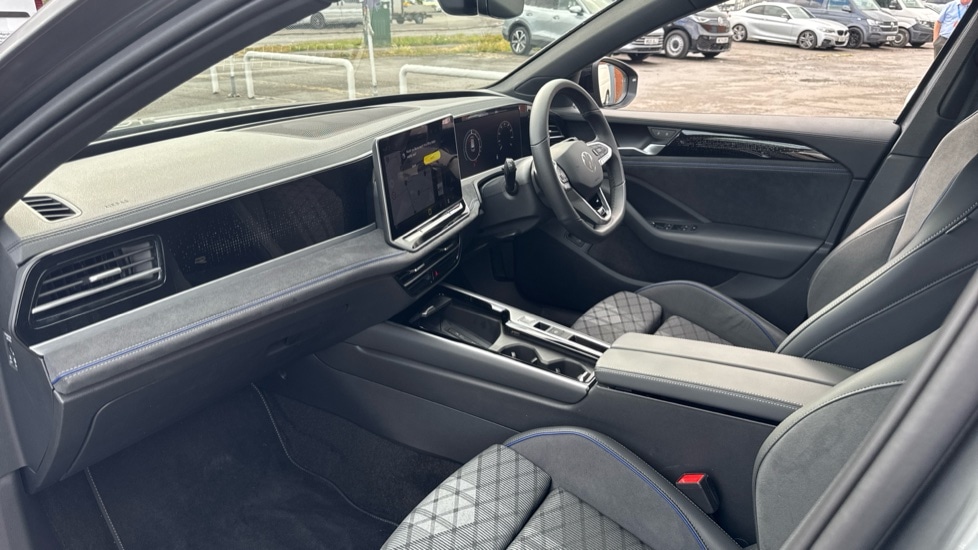 Used Volkswagen Passat 2025 for sale - 75684603: Photo 28