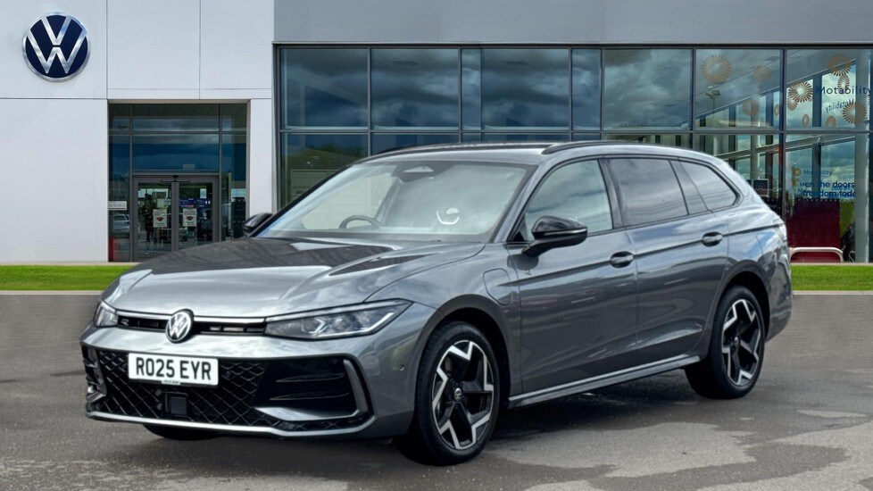 Used Volkswagen Passat 2025 for sale - 75684603: Photo 7