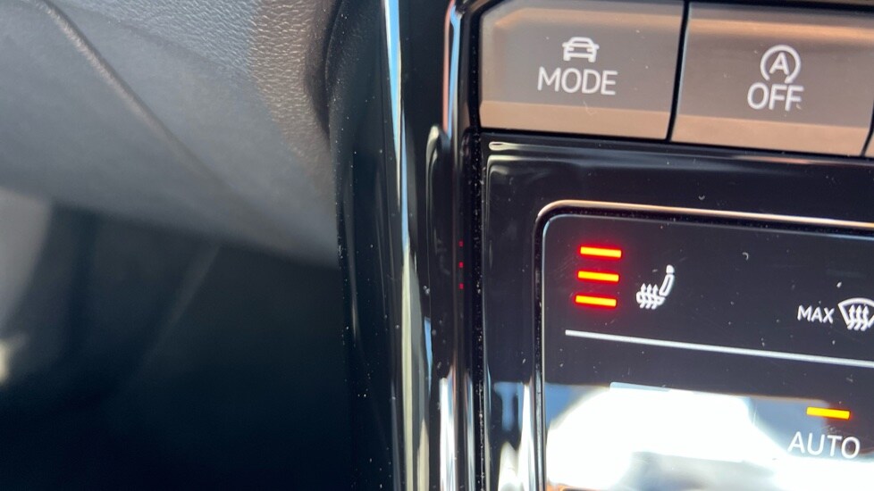 Used Volkswagen T-Roc 2025 for sale - 75726163: Photo 39