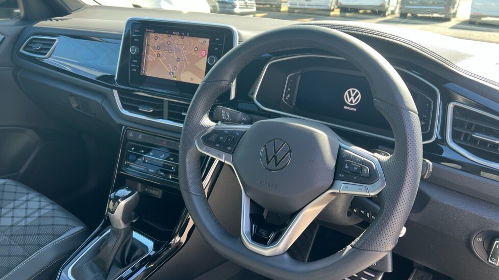 Used Volkswagen T-Roc 2025 for sale - 75726163: Photo 6
