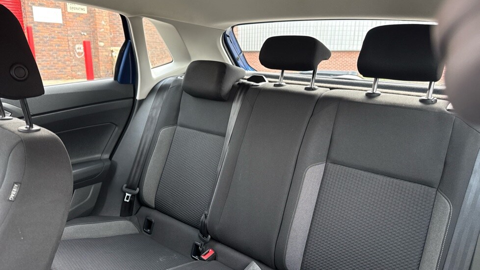 Used Volkswagen Polo 2022 for sale - 76872475: Photo 15