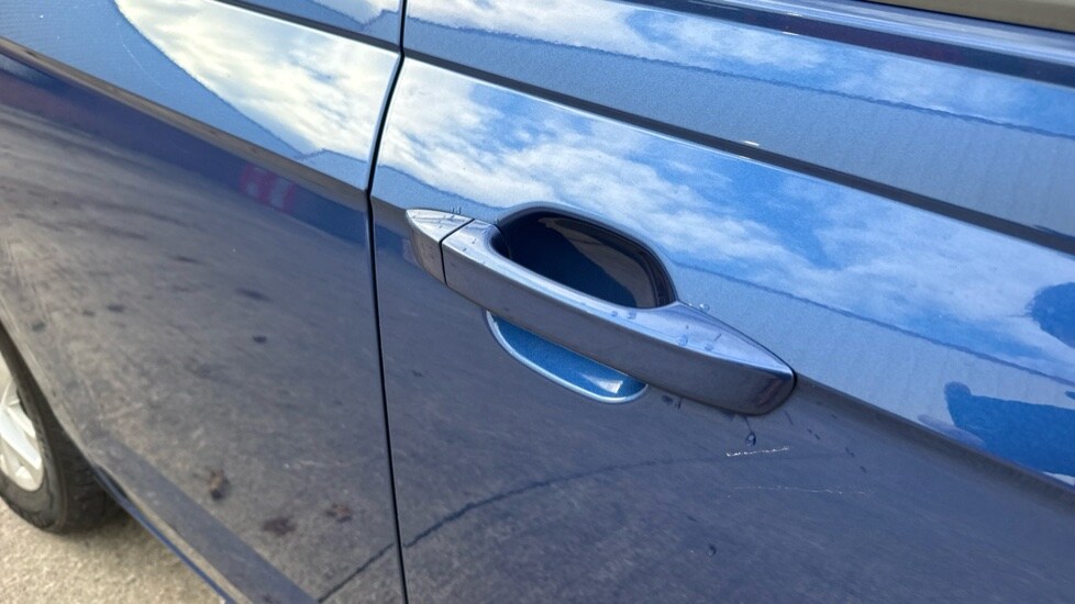 Used Volkswagen Polo 2022 for sale - 76872475: Photo 23