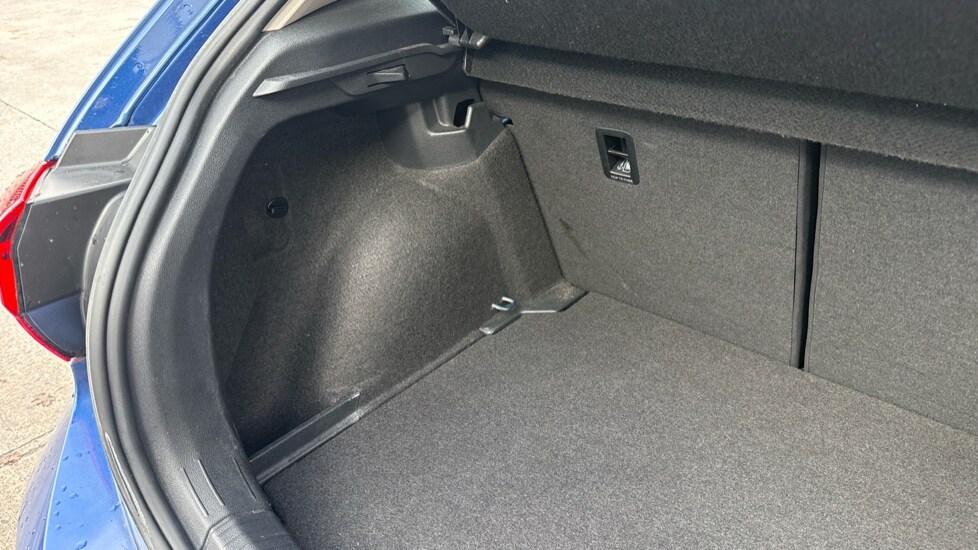 Used Volkswagen Polo 2022 for sale - 76872475: Photo 29