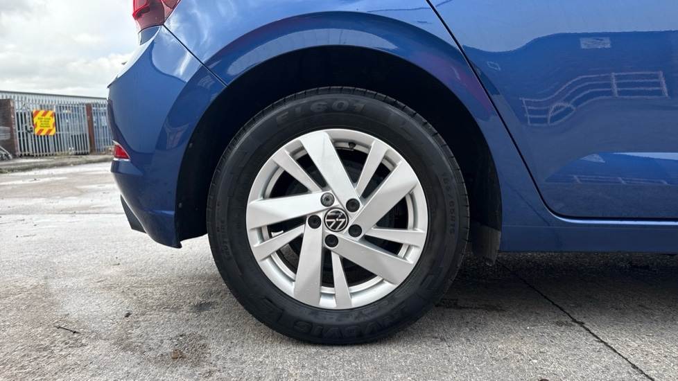 Used Volkswagen Polo 2022 for sale - 76872475: Photo 5