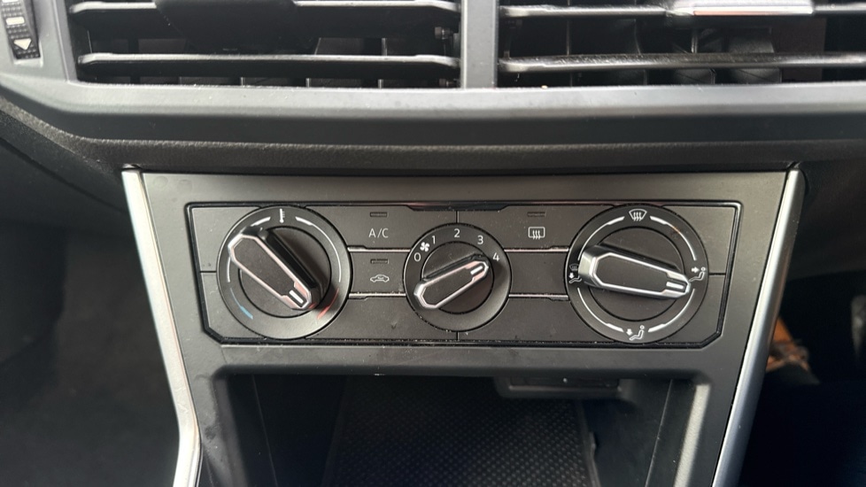 Used Volkswagen Polo 2022 for sale - 76872475: Photo 50