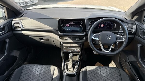 Used Volkswagen T-Cross 2024 for sale - 75684613: Photo 12