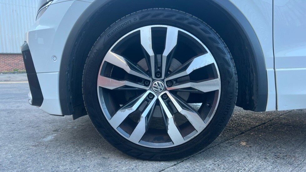 Used Volkswagen Tiguan 2019 for sale - 76321910: Photo 18