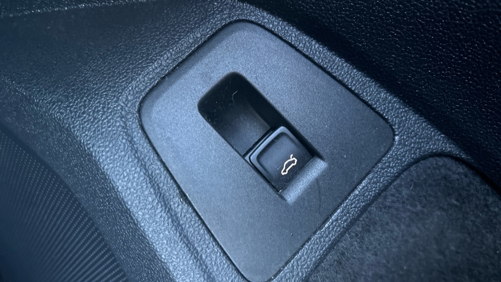 Used Volkswagen Tiguan 2019 for sale - 76321910: Photo 34