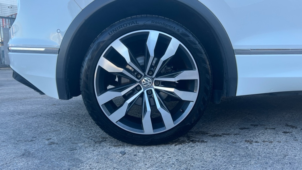 Used Volkswagen Tiguan 2019 for sale - 76321910: Photo 5