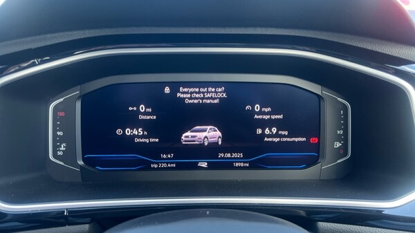 Used Volkswagen T-Roc 2025 for sale - 75992657: Photo 14