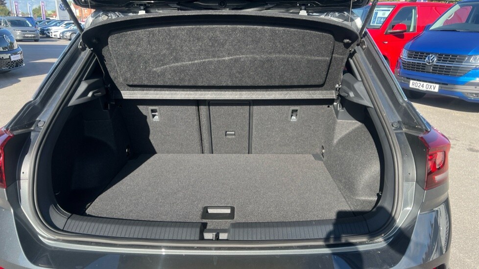 Used Volkswagen T-Roc 2025 for sale - 75992657: Photo 16