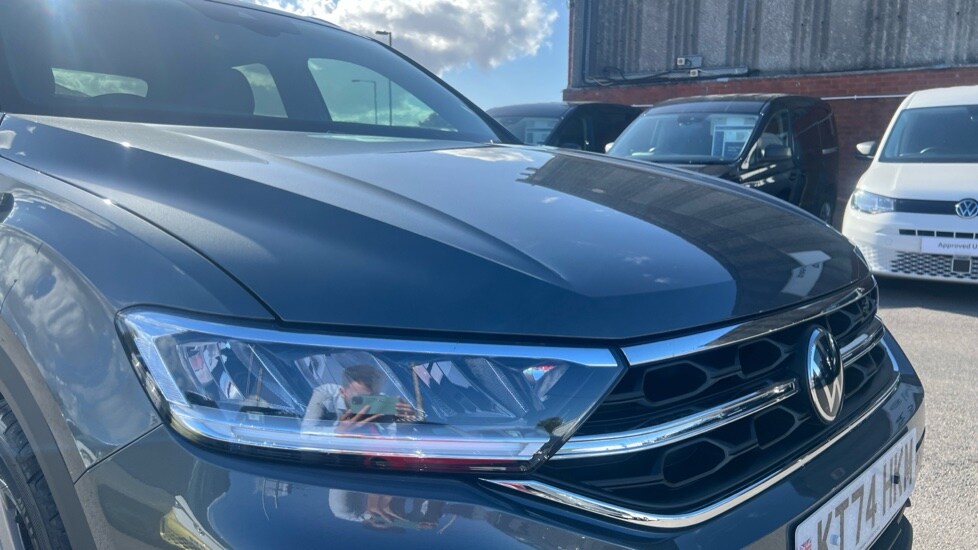 Used Volkswagen T-Roc 2025 for sale - 75992657: Photo 17