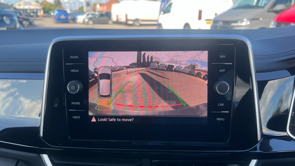 Used Volkswagen T-Roc 2025 for sale - 75992657: Photo 25