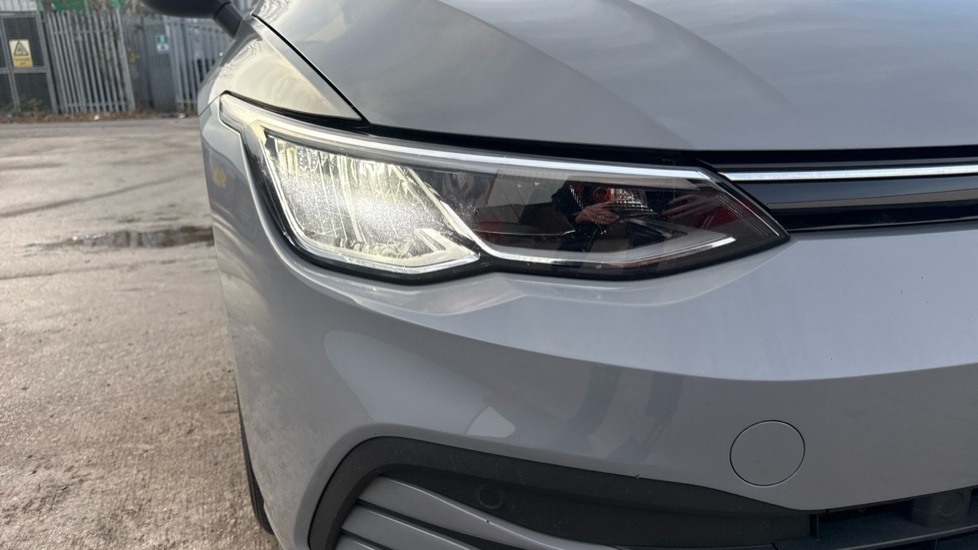 Used Volkswagen Golf 2021 for sale - 76842133: Photo 21