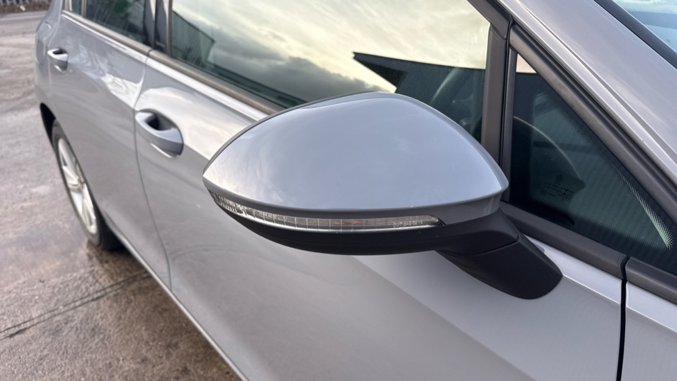 Used Volkswagen Golf 2021 for sale - 76842133: Photo 22