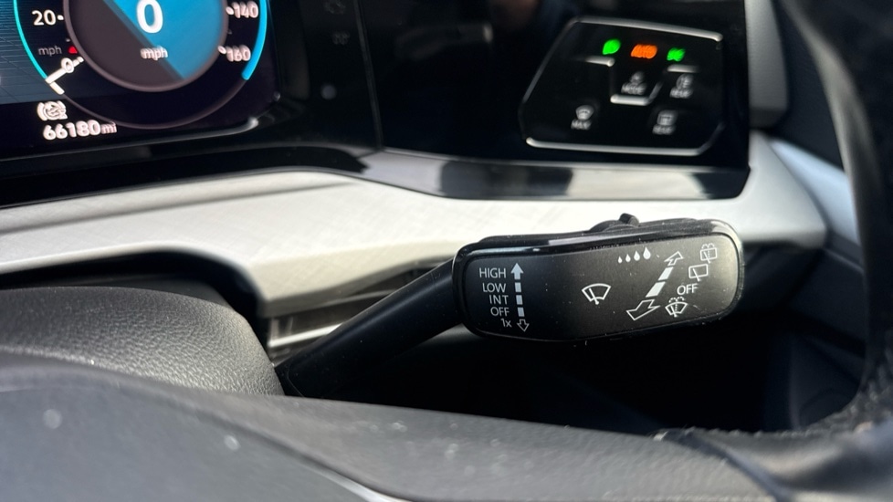 Used Volkswagen Golf 2021 for sale - 76842133: Photo 35