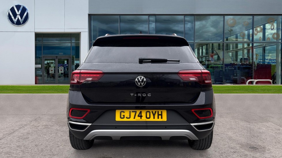 Used Volkswagen T-Roc 2024 for sale - 76873499: Photo 11