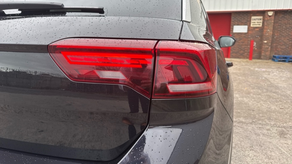 Used Volkswagen T-Roc 2024 for sale - 76873499: Photo 26