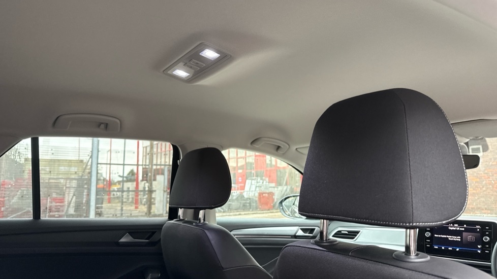 Used Volkswagen T-Roc 2024 for sale - 76873499: Photo 33