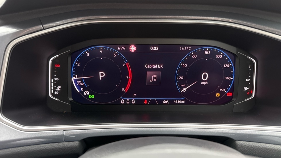 Used Volkswagen T-Roc 2024 for sale - 76873499: Photo 44