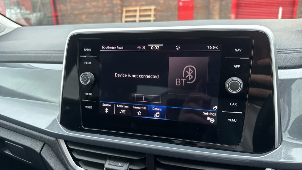 Used Volkswagen T-Roc 2024 for sale - 76873499: Photo 46