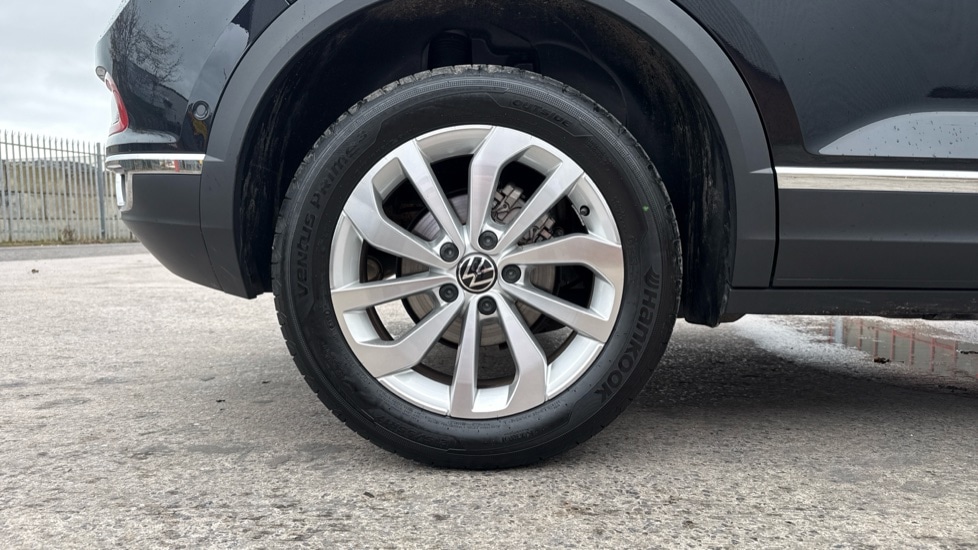 Used Volkswagen T-Roc 2024 for sale - 76873499: Photo 5