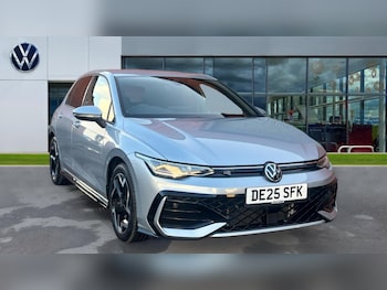 Used Volkswagen Golf 2025 for sale - 76984024: Photo