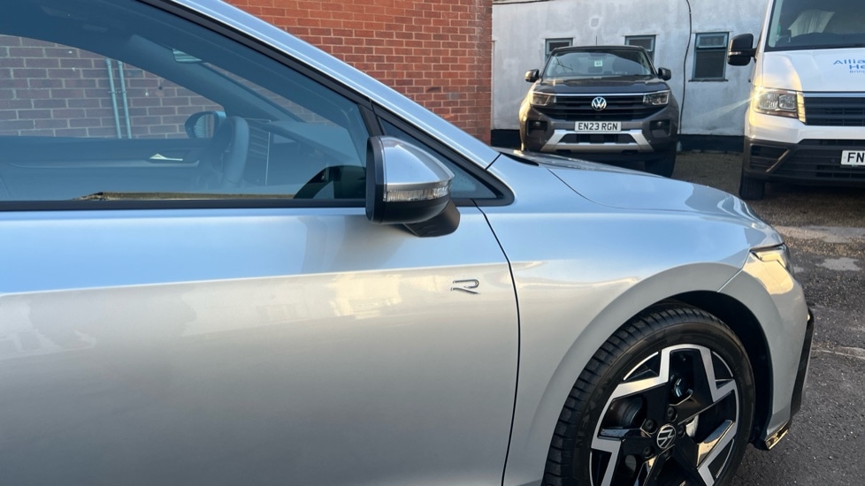 Used Volkswagen Golf 2025 for sale - 76984024: Photo 29