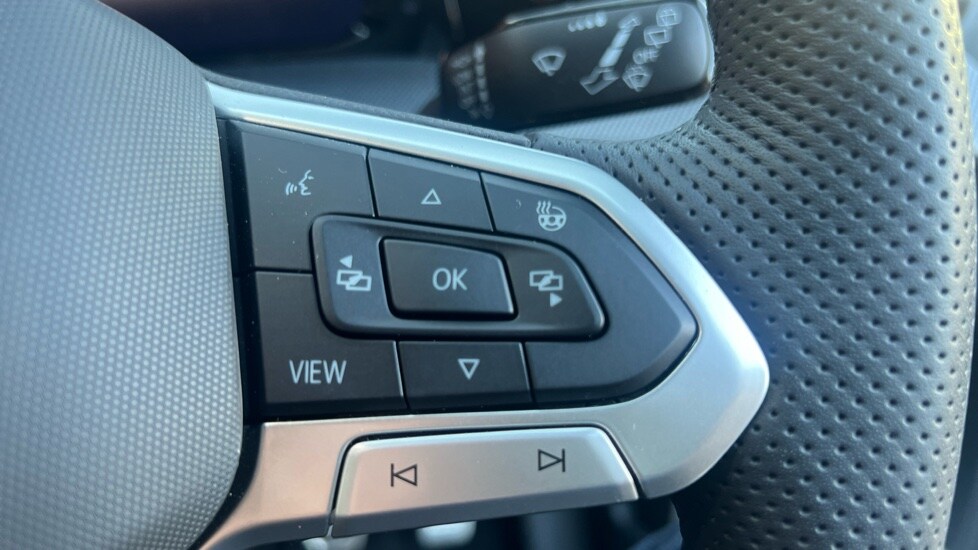 Used Volkswagen Golf 2025 for sale - 76984024: Photo 38