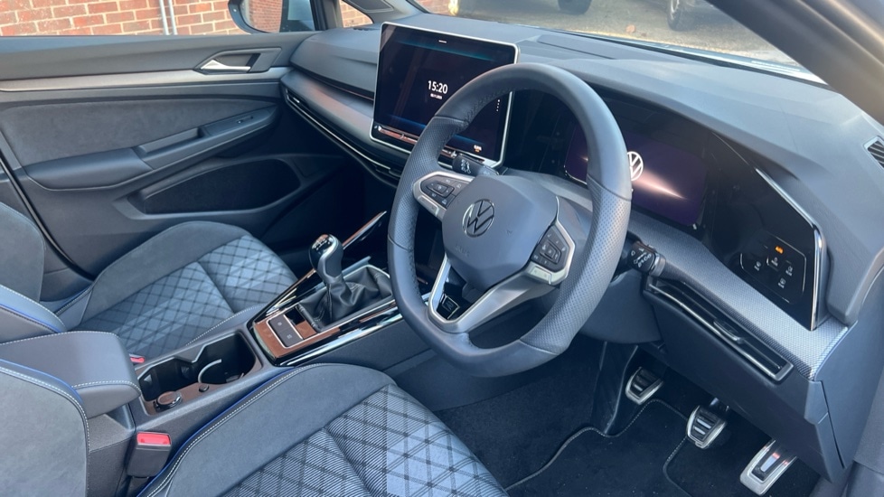 Used Volkswagen Golf 2025 for sale - 76984024: Photo 6