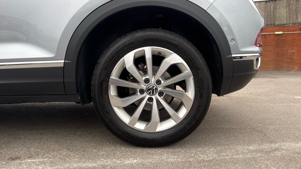 Used Volkswagen T-Roc 2024 for sale - 76870362: Photo 19