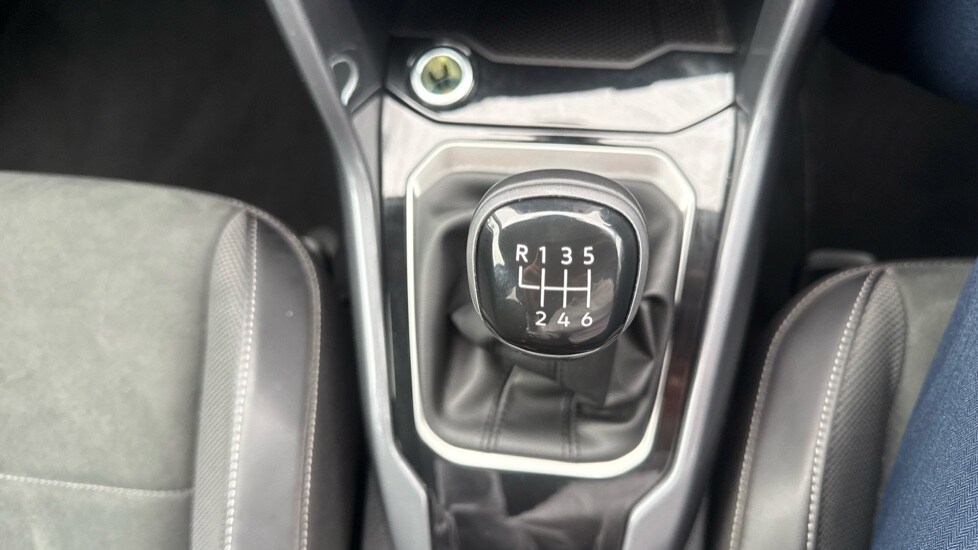 Used Volkswagen T-Roc 2024 for sale - 76870362: Photo 50