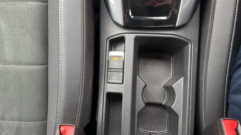 Used Volkswagen T-Roc 2024 for sale - 76870362: Photo 51